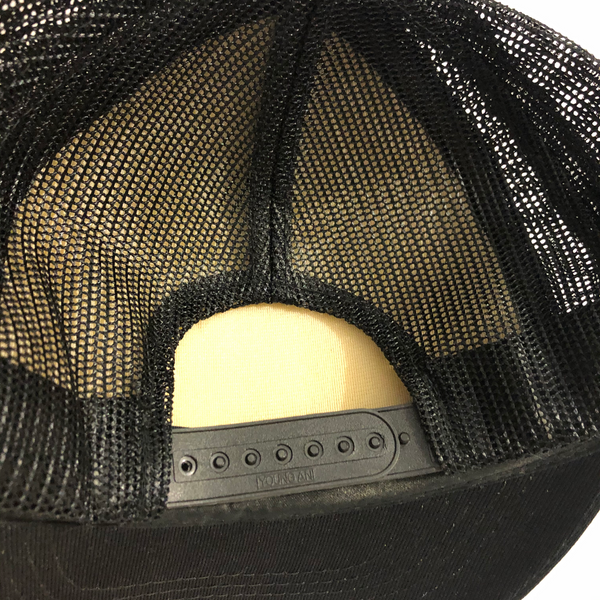 Vintage 80s Pittsburgh Pirates Mesh Trucker Snapback Hat