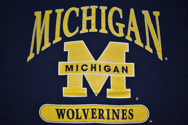 Vintage 90s Michigan Wolverines Big Logo Single Stitch Shirt Size Large