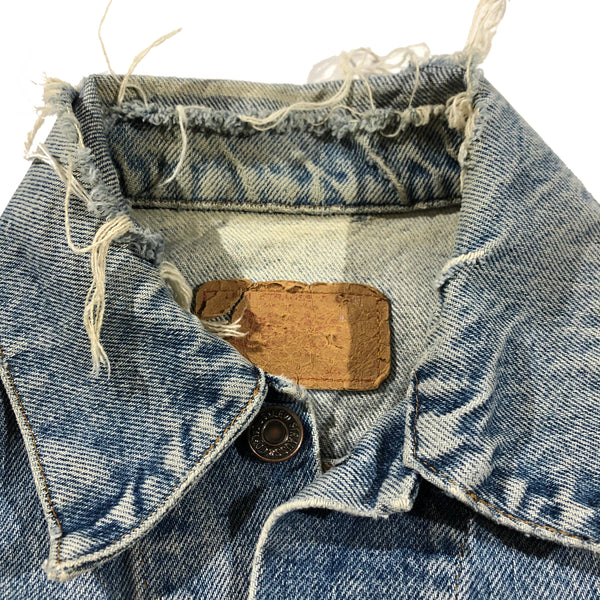 Vintage 80s Levis Distressed Denim Jean Jacket Size Small