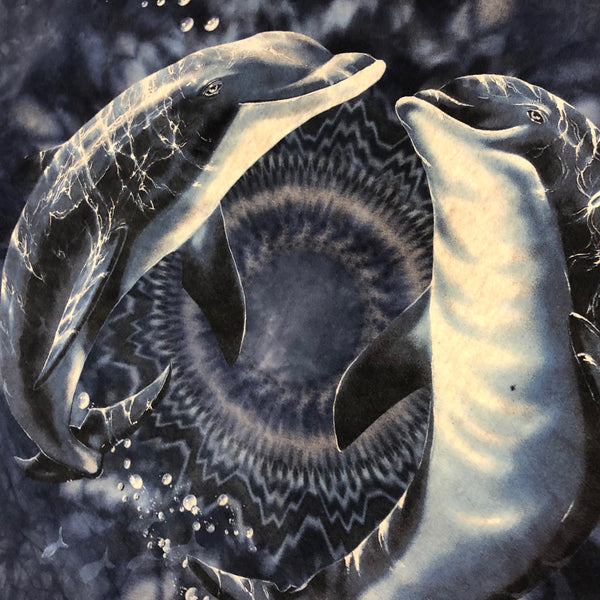 2000 The Mountain Dolphin Shirt Size Large - Beyond 94