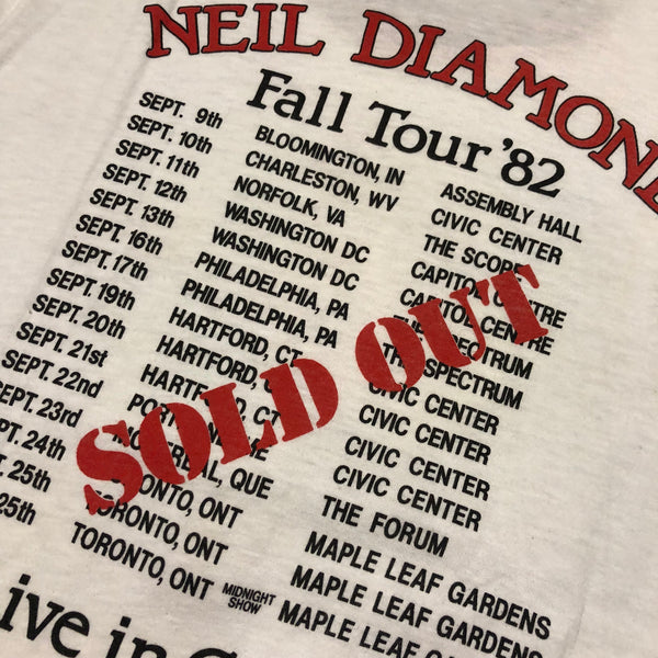 1982 Neil Diamond World Tour Ringer Shirt Size Large - Beyond 94
