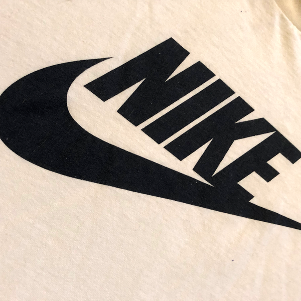 Vintage Nike L/s Shirt White/Navy Size X-Large - Beyond 94